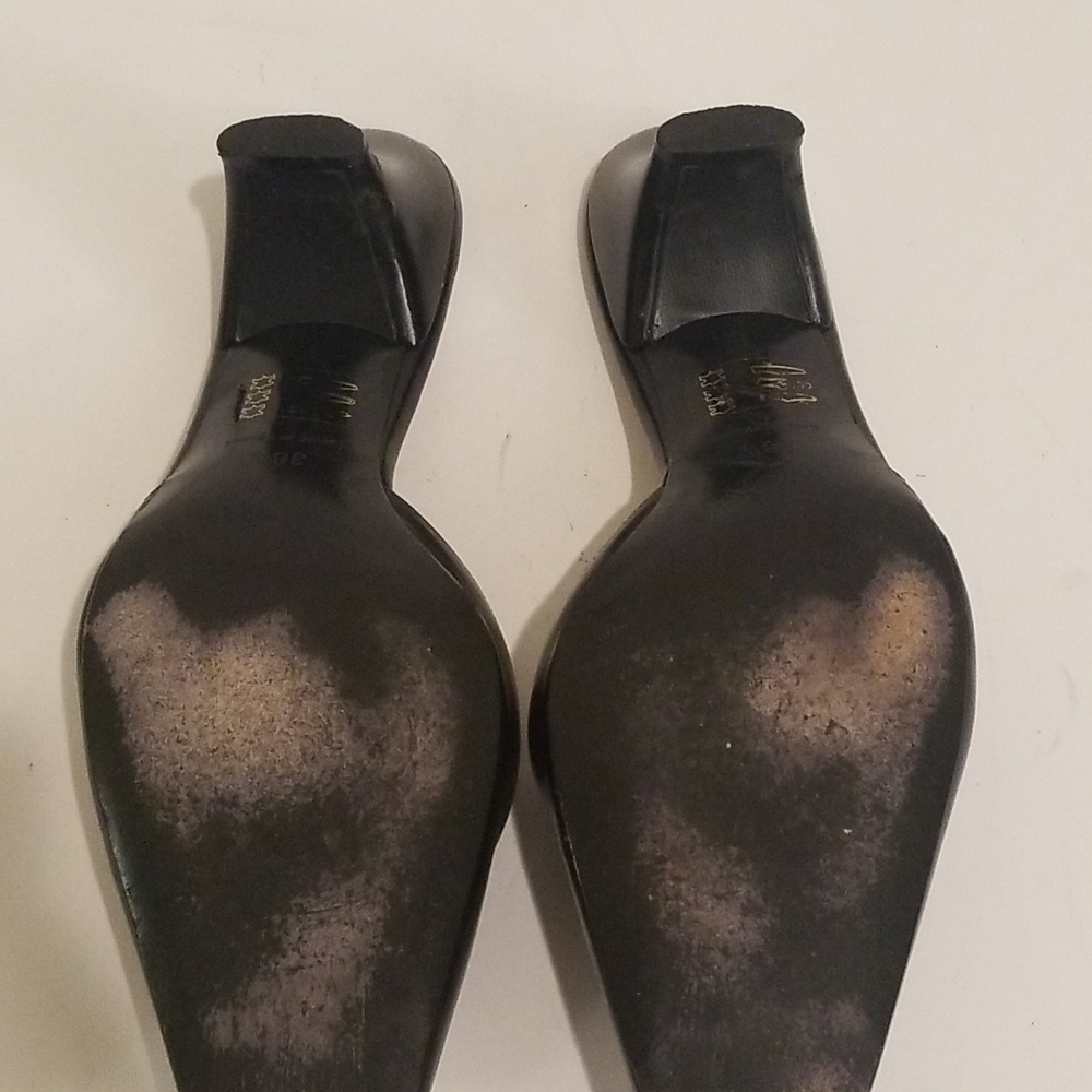SOLD! Chanel Leather Mules Heels CC Logo 8 7.5 - Picture 7 of 12